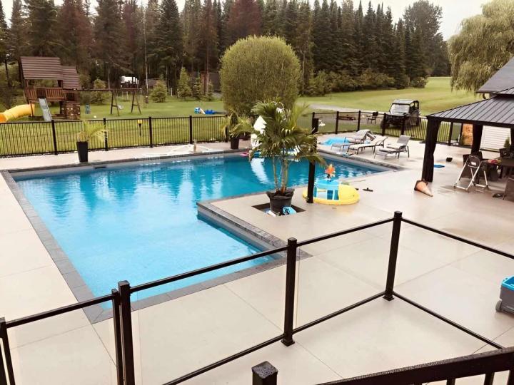 Travaux d’aménagement de piscine et de béton Sherbrooke